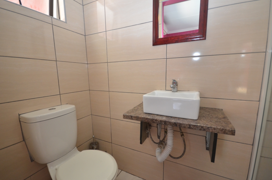Commercial Property for Sale in Amalinda Eastern Cape